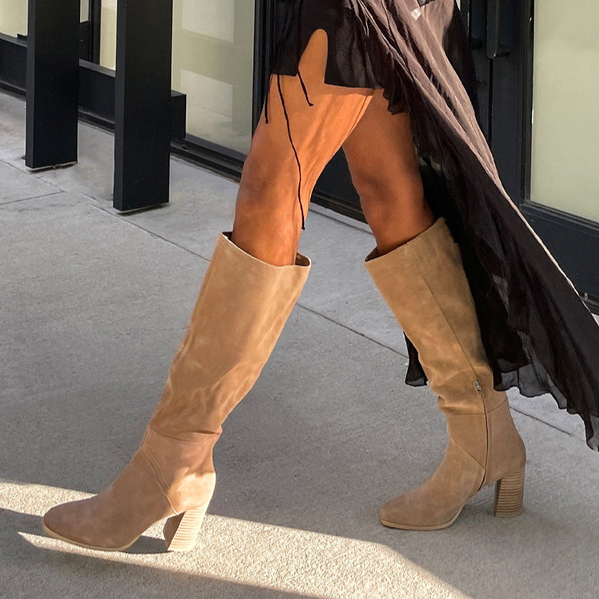 stivali fynn in pelle scamosciata color tartufo