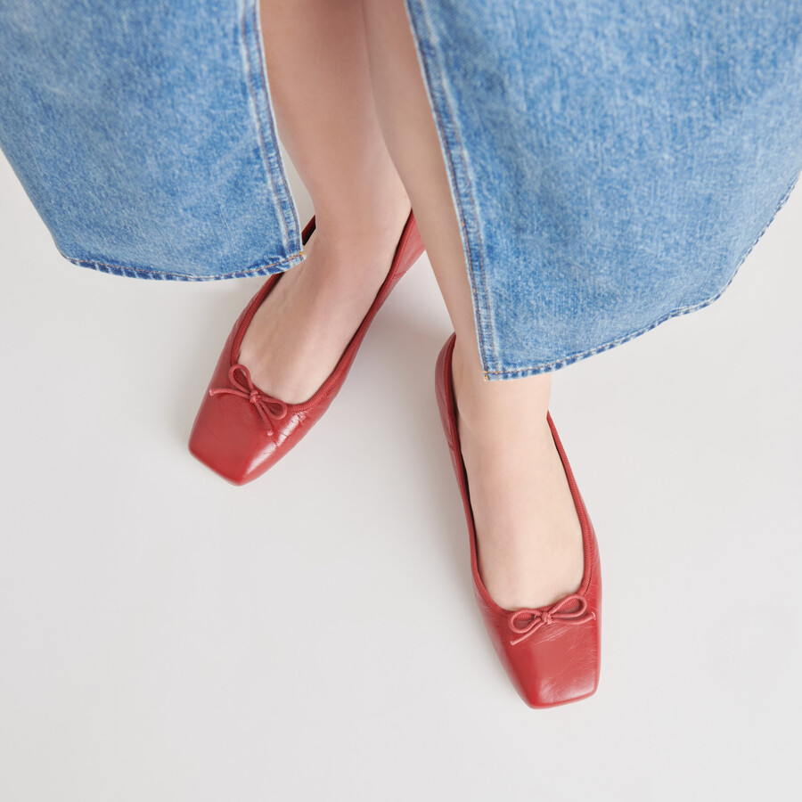 ballerine anisa in vernice rossa stropicciata