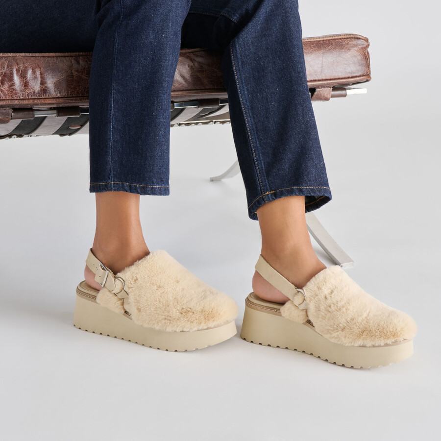 lansy flats natural plush
