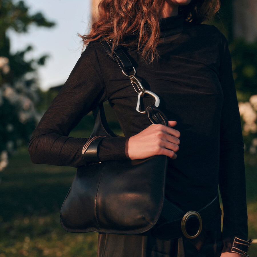 borsa a tracolla johnnie in pelle nera