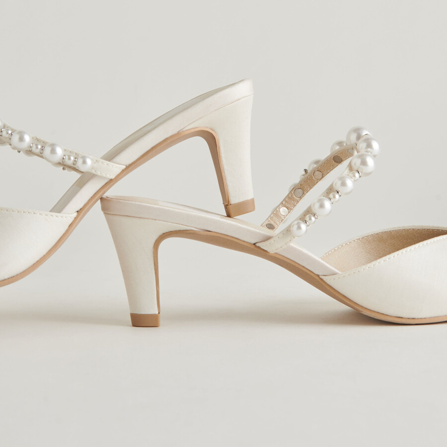 scarpe con tacco medio kanika pearl vanilla pearls
