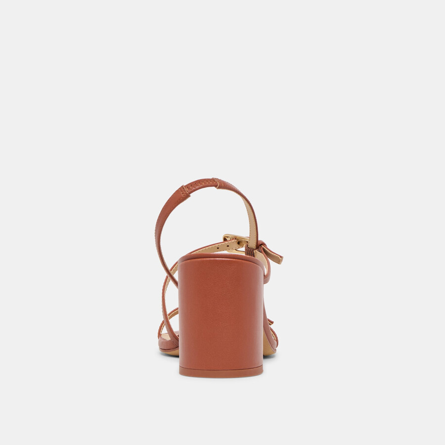 tacchi faye in pelle color cognac