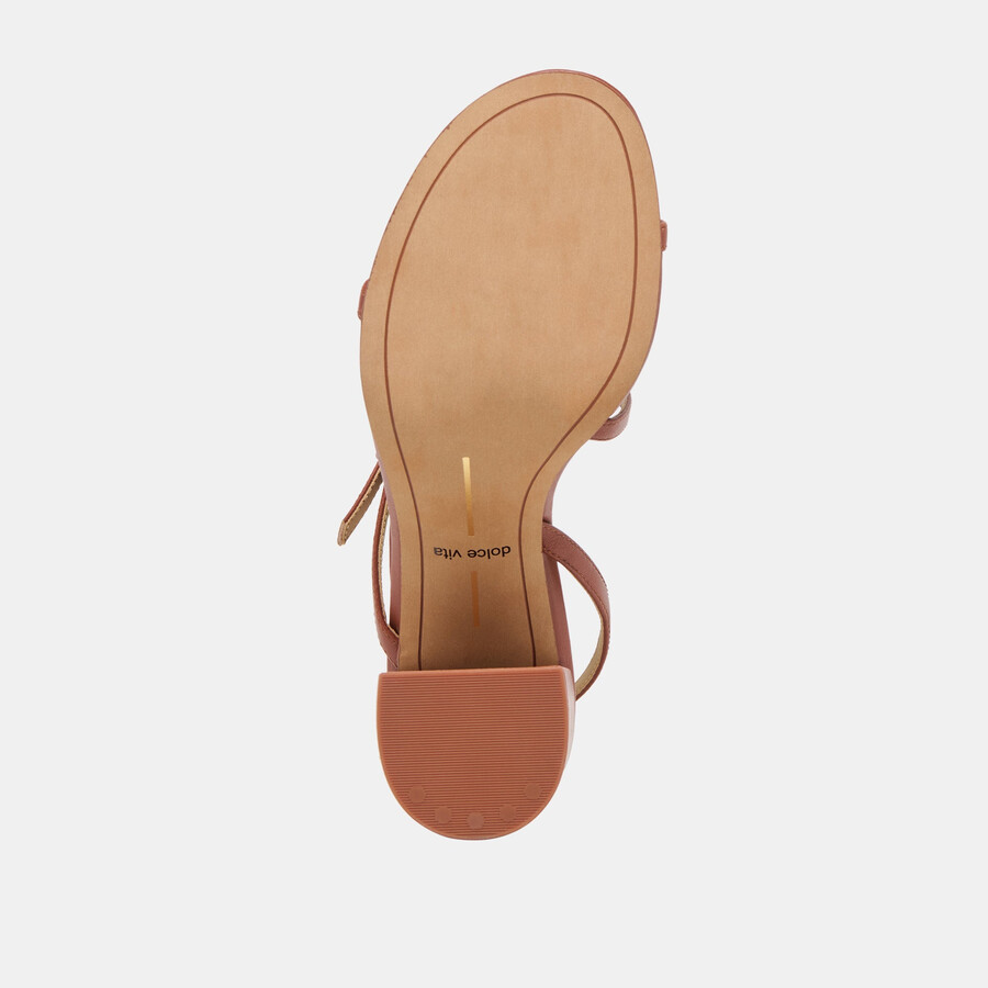 tacchi faye in pelle color cognac