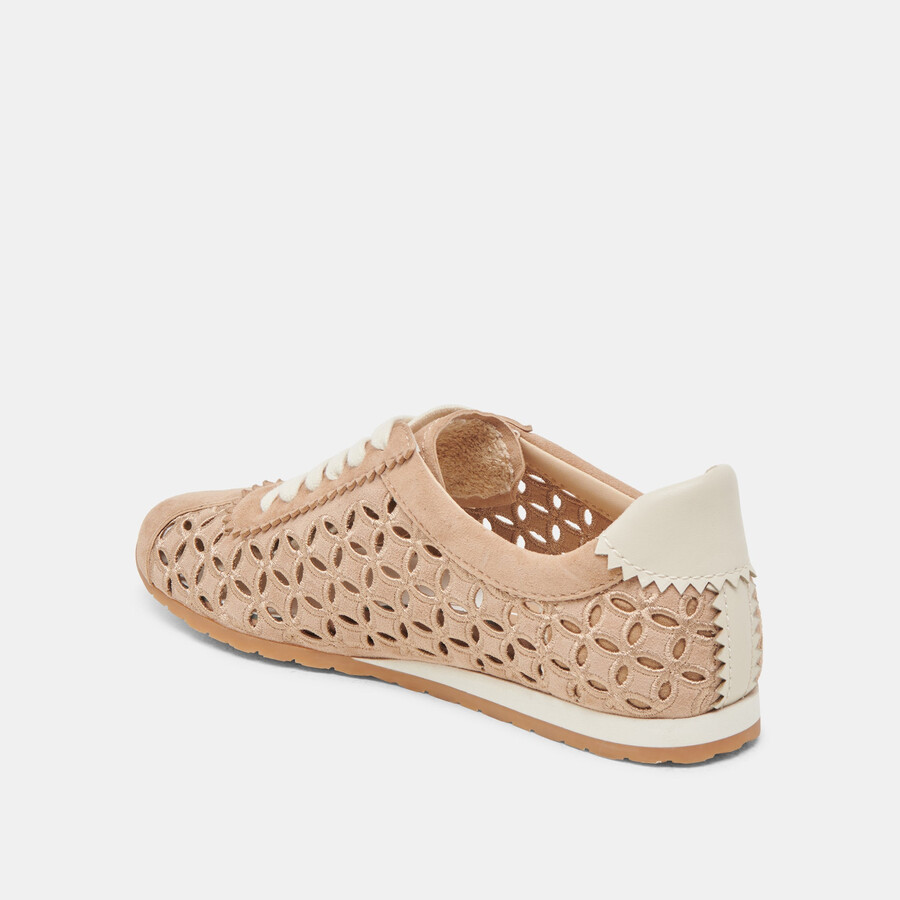 sneakers danie eyelet perf in pelle scamosciata color cammello