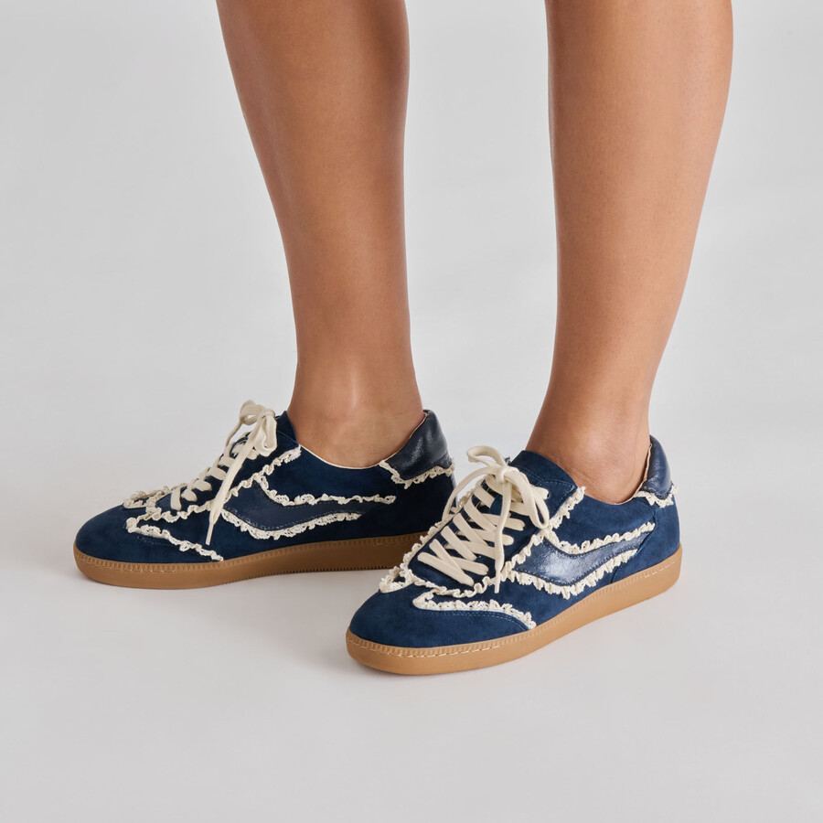 avviso sneakers in pizzo scamosciato blu navy