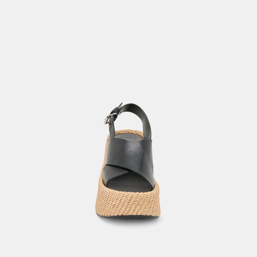 zeppe skylar in pelle nera
