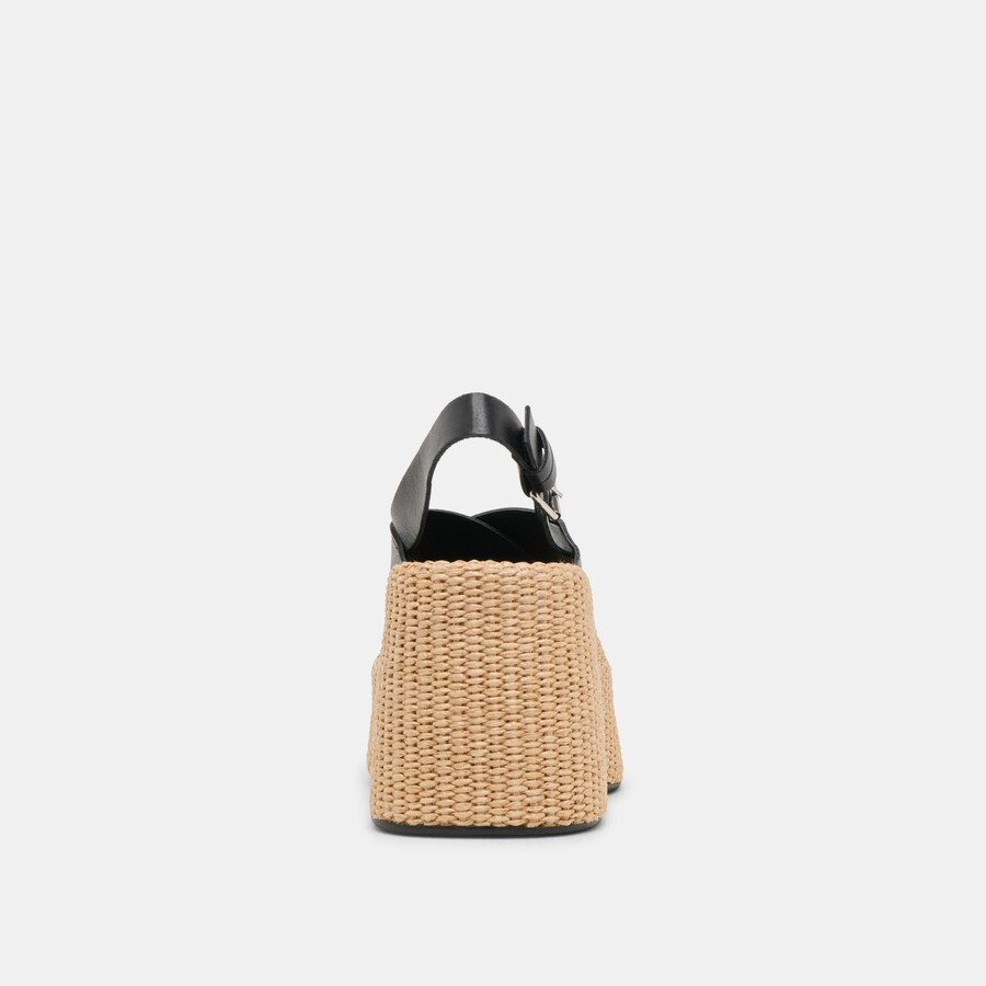 zeppe skylar in pelle nera